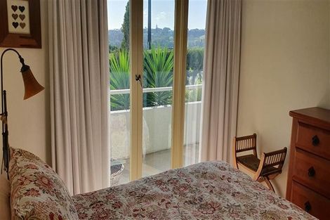 Photo of property in 1/174 Upland Road, Remuera, Auckland, 1050