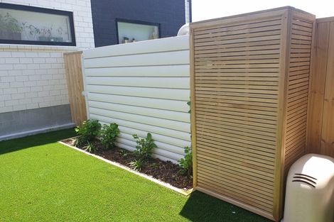 Photo of property in 3/14 Wilsher Crescent, Henderson, Auckland, 0612