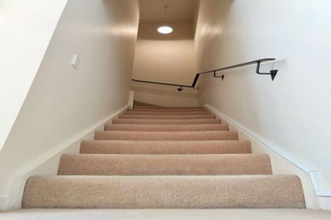 Photo of property in Mendosa Terraces Apartments, 29/9 Ebor Street, Te Aro, Wellington, 6011