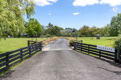 Photo of property in 98 Broomfields Road, Whitford, Howick, 2571