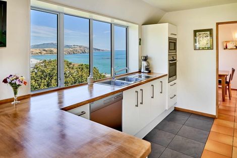 Photo of property in 1 Roys Road, Plimmerton, Porirua, 5026