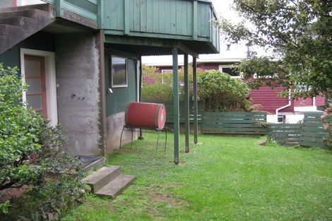 Photo of property in 215 Dowse Drive, Maungaraki, Lower Hutt, 5010