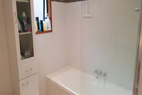 Photo of property in 193a Godley Road, Titirangi, Auckland, 0604