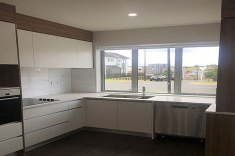 Photo of property in 292 Jack Lachlan Drive, Beachlands, Auckland, 2018