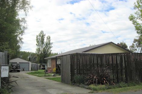 Photo of property in 114 Main North Road, Woodend, 7610