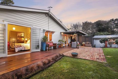 Photo of property in 324 Titirangi Road, Titirangi, Auckland, 0604