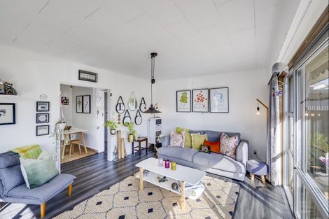 Photo of property in 21c Lannie Place, Greenmeadows, Napier, 4112
