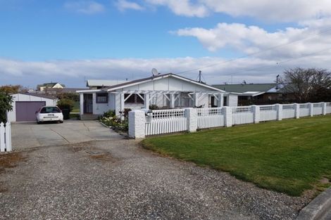 Photo of property in 2 Anderson Street, Stirling, 9231