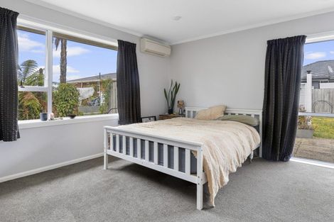Photo of property in 11 Te Hatepe Avenue, Taupo, 3330