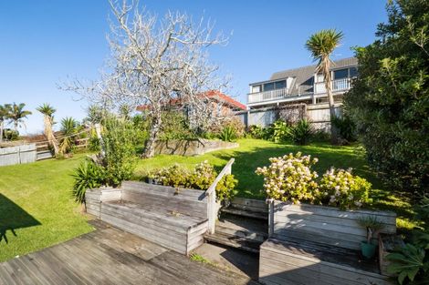 Photo of property in 65 Beach Road, Waihi Beach, 3611