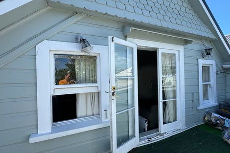 Photo of property in 41 Brougham Street, Mount Victoria, Wellington, 6011