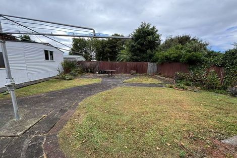 Photo of property in 6 Hereford Street, Te Atatu Peninsula, Auckland, 0610