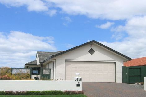 Photo of property in 33 Francevic Avenue, Mount Maunganui, 3116