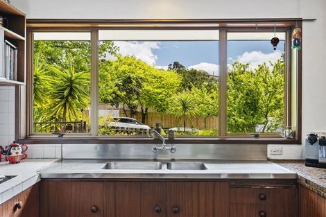 Photo of property in 90 Glencoe Road, Browns Bay, Auckland, 0630