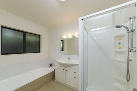 Photo of property in 28a Rainforth Street, Roslyn, Palmerston North, 4414
