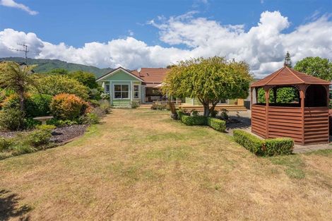 Photo of property in 121 Belvedere Avenue, Waikanae, 5036