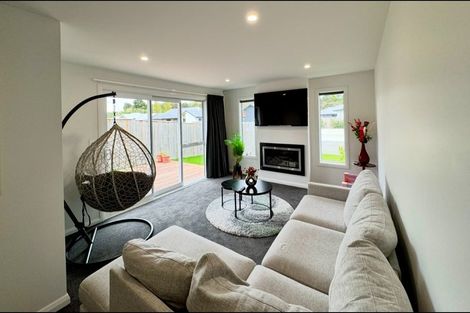 Photo of property in 50 Freedom Drive, Kelvin Grove, Palmerston North, 4414