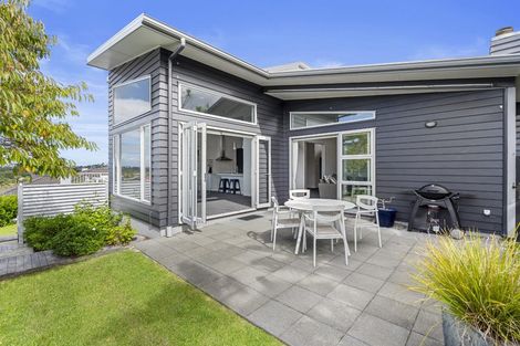 Photo of property in 60 Chesterfield Way, Orewa, 0931