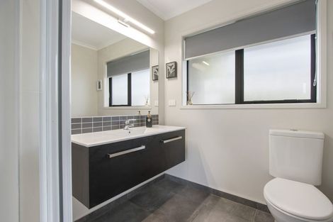 Photo of property in 11 Nolan Place, Katikati, 3129