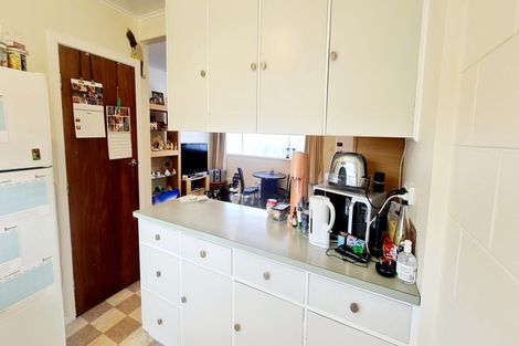 Photo of property in 10/10 Rawson Street, Tawa, Wellington, 5028