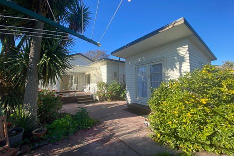 Photo of property in 28 Bowenvale Avenue, Cashmere, Christchurch, 8022