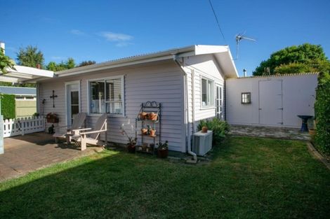 Photo of property in 30 Clare Street, Cambridge, 3434