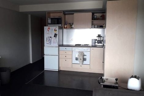 Photo of property in Cube Apartments, 5i/242 Taranaki Street, Mount Cook, Wellington, 6011