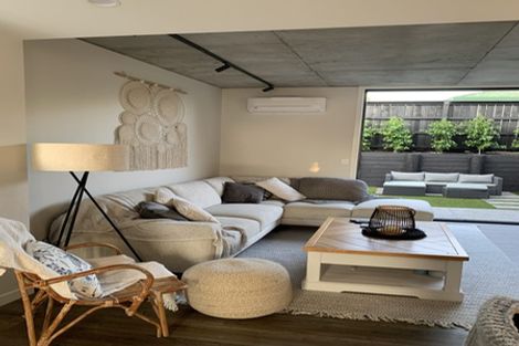 Photo of property in 4/4163 Great North Road, Glen Eden, Auckland, 0602