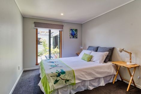 Photo of property in 2 Ritchie Place, Havelock North, 4130