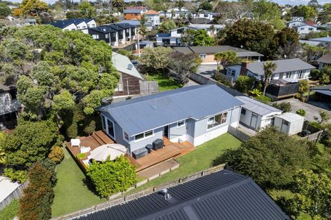 Photo of property in 2/62 Salisbury Road, Birkdale, Auckland, 0626