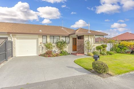 Photo of property in 2/3 Dumfries Drive, Hei Hei, Christchurch, 8042