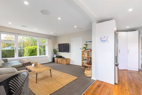 Photo of property in 1/2 Moreland Avenue, Papanui, Christchurch, 8053