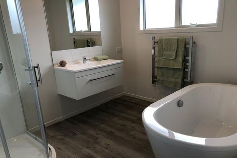 Photo of property in 117 Wingatui Road, Mosgiel, 9024