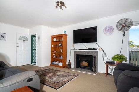 Photo of property in 86 Universal Drive, Henderson, Auckland, 0610