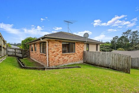 Photo of property in 92 George Deane Place, Greenhithe, Auckland, 0632