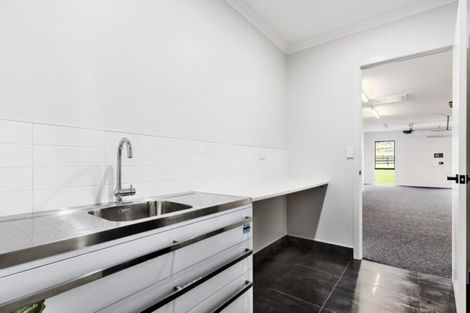 Photo of property in 28 Old Vintners Close, Te Kauwhata, 3782