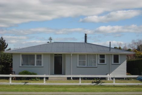 Photo of property in 84 College Road, Edgecumbe, 3120