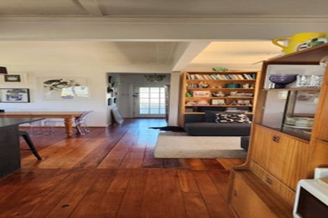 Photo of property in 11 Rimu Street, New Lynn, Auckland, 0600