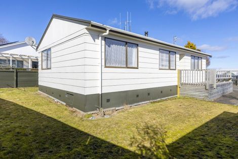 Photo of property in 71b Grace Crescent, Richmond Heights, Taupo, 3330