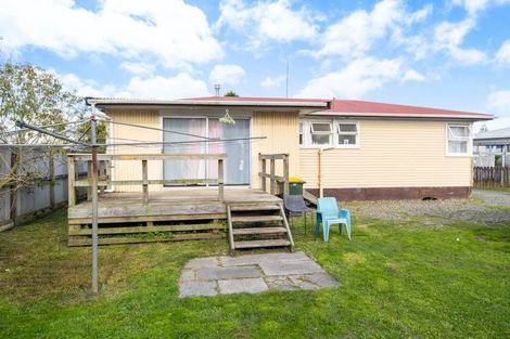 Photo of property in 27 President Avenue, Papakura, 2110