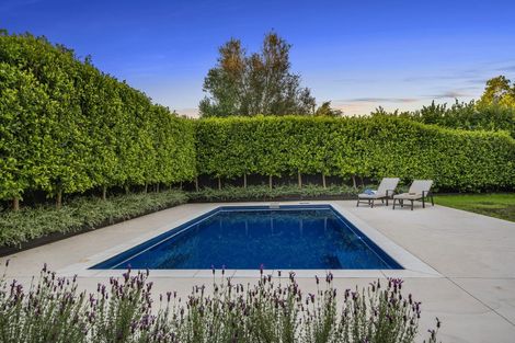 Photo of property in 4a Birchwood Grove, Greenhithe, Auckland, 0632