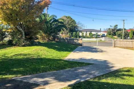 Photo of property in 11 Surrey Street, Manurewa, Auckland, 2102