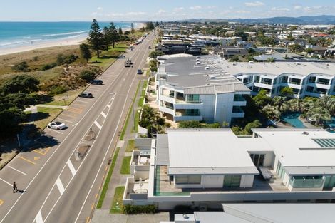 Photo of property in 2/135 Marine Parade, Mount Maunganui, 3116