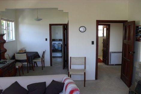 Photo of property in 11b Upper Lewisville Terrace, Thorndon, Wellington, 6011