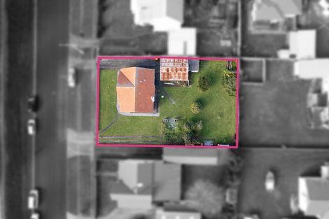 Photo of property in 87 Queen Street, Waitara, 4320