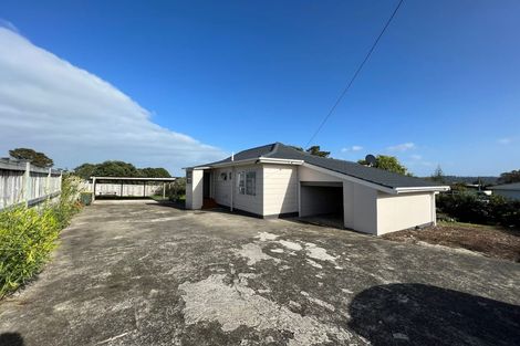 Photo of property in 2/142 Birkdale Road, Birkdale, Auckland, 0626