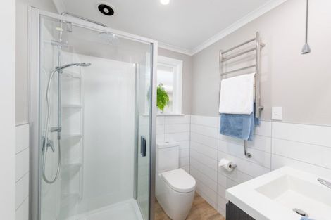 Photo of property in 32 Field Street, Silverstream, Upper Hutt, 5019