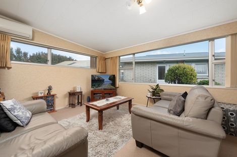 Photo of property in 96b Ngatai Road, Otumoetai, Tauranga, 3110
