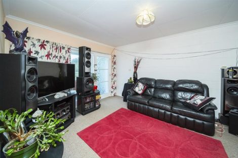 Photo of property in 5/42 Egmont Street, Hawera, 4610