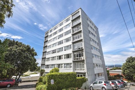 Photo of property in Newman Court Apartments, 2 Newman Terrace, Thorndon, Wellington, 6011